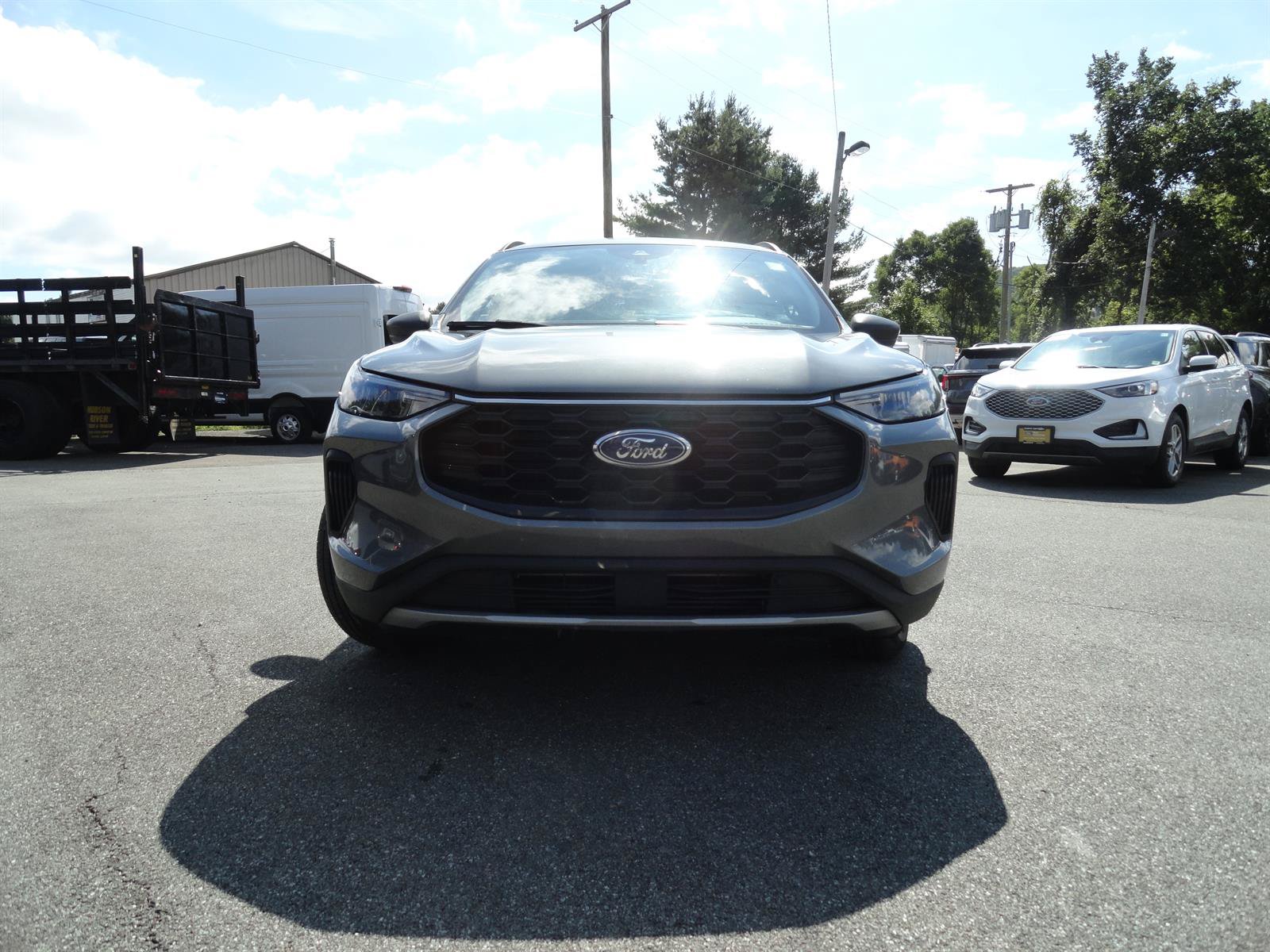 Certified 2025 Ford Escape ST-Line AWD/4WD image 2