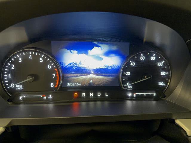 Certified 2022 Ford Explorer XLT w/ Equipment Group 202A image 11