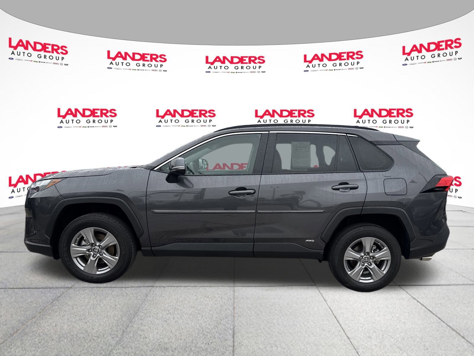 Used 2024 Toyota RAV4 LE image 2