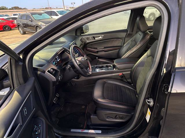Certified 2024 Ford Edge ST-Line AWD/4WD image 19