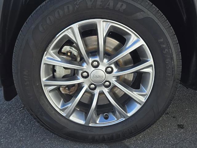 Used 2021 Jeep Cherokee Latitude Plus image 13