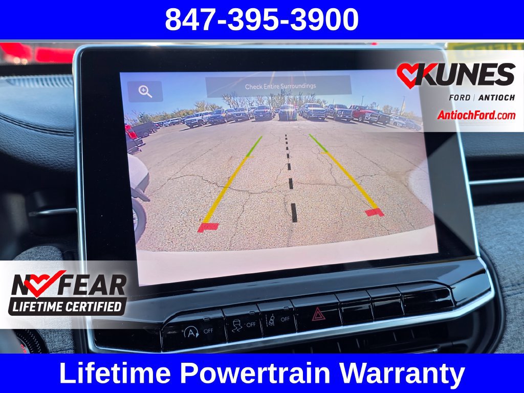 Used 2024 Jeep Compass Latitude AWD/4WD image 42