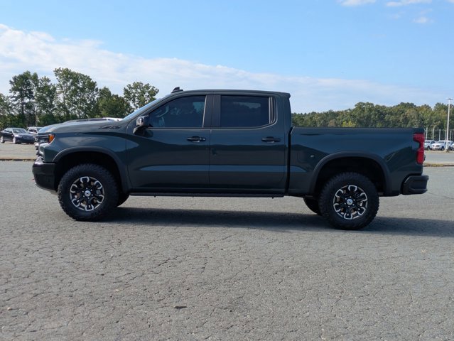 Used 2025 Chevrolet Silverado 1500 ZR2 w/ Technology Package image 2