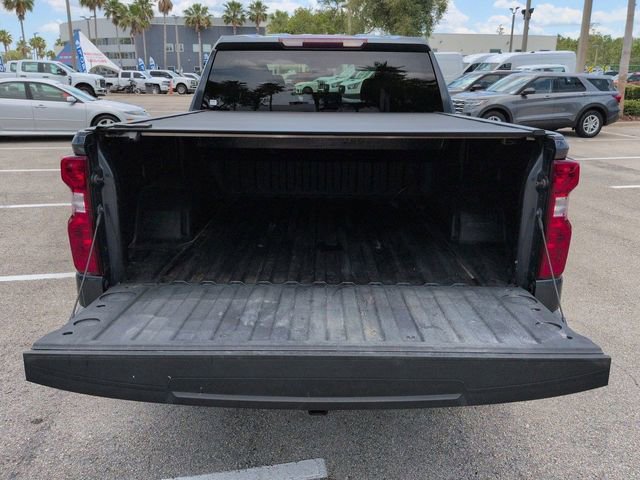 Used 2022 Chevrolet Silverado 1500 LT w/ Z71 Off-Road Package AWD/4WD image 13