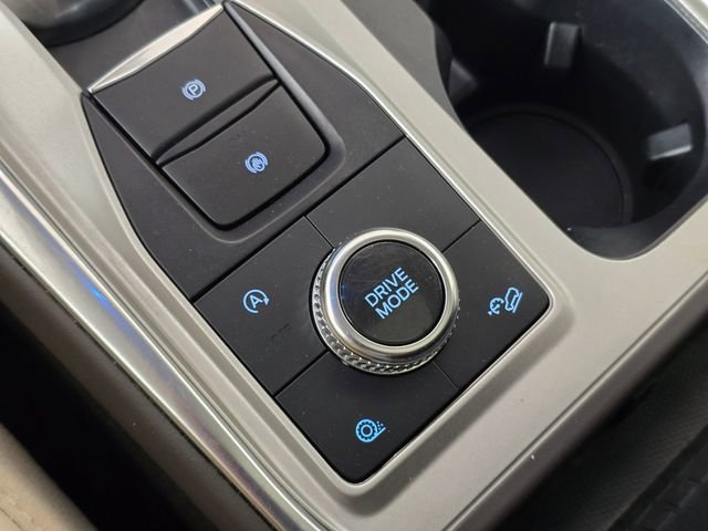 Certified 2023 Ford Explorer Platinum w/ Technology Package AWD/4WD image 36