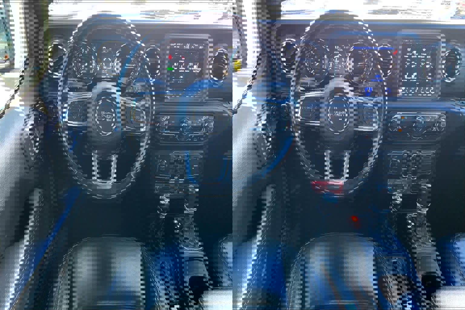 Used 2021 Jeep Wrangler Unlimited Rubicon 4xe w/ Steel Bumper Group image 14