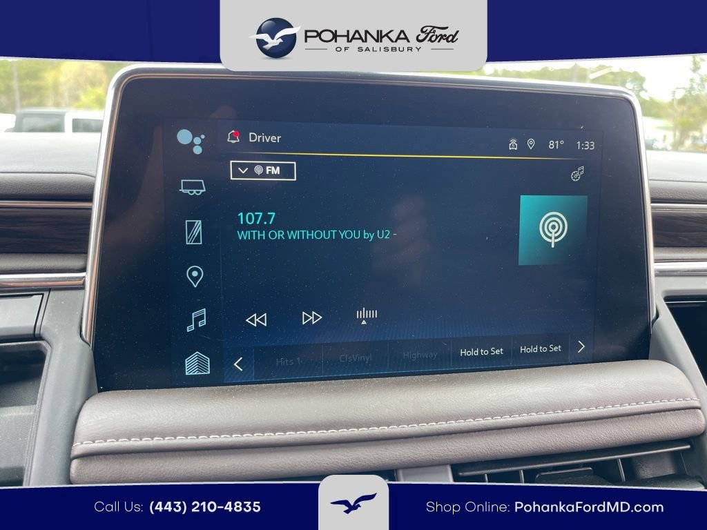 Used 2022 Chevrolet Suburban LT w/ Luxury Package image 10