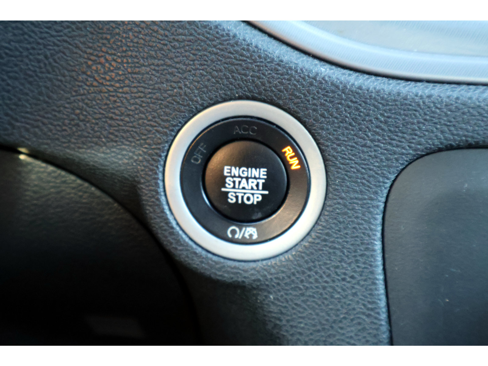 Used 2023 Dodge Charger SXT RWD image 6
