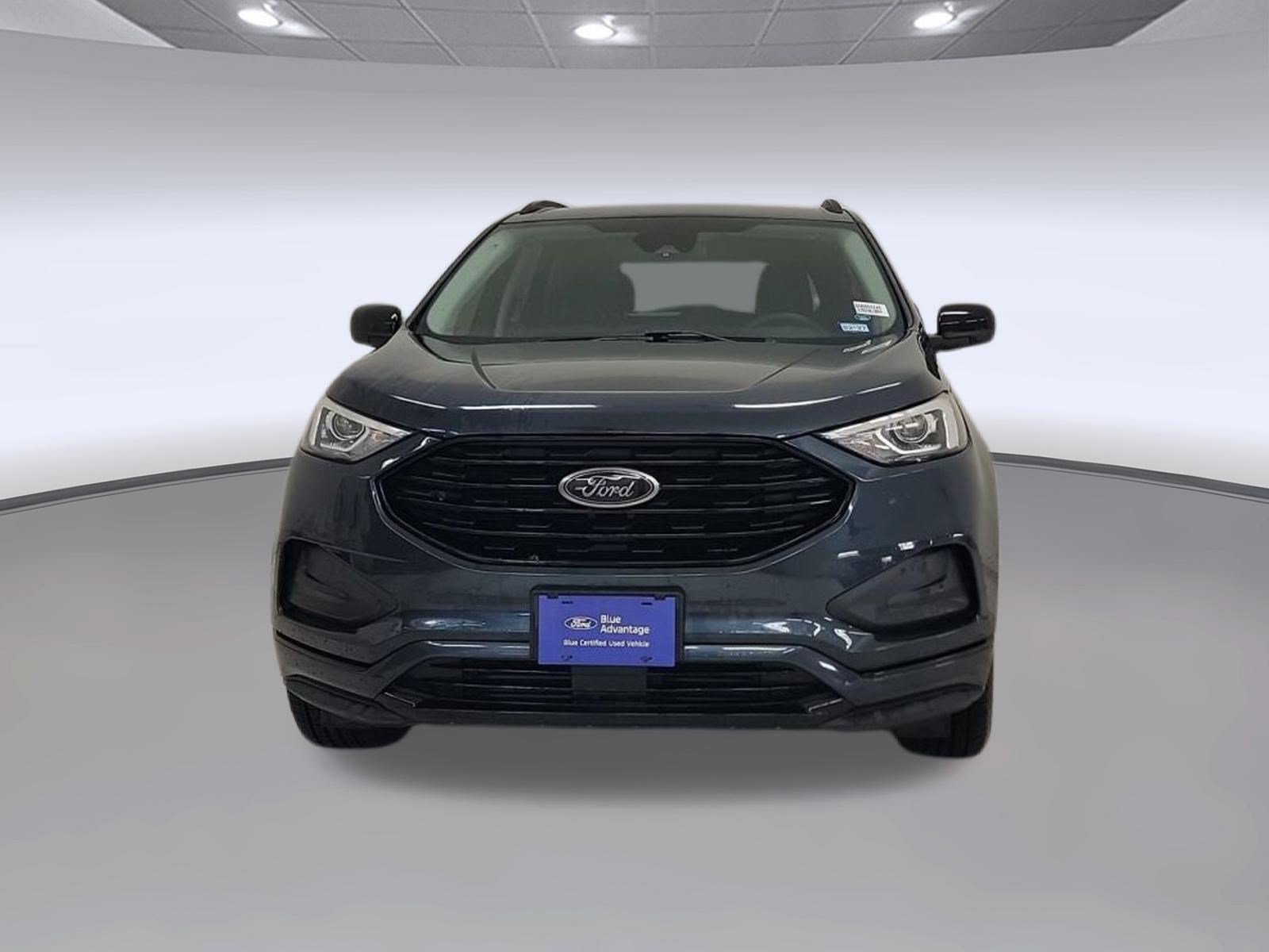 Certified 2022 Ford Edge SE w/ Black Appearance Package AWD/4WD image 4