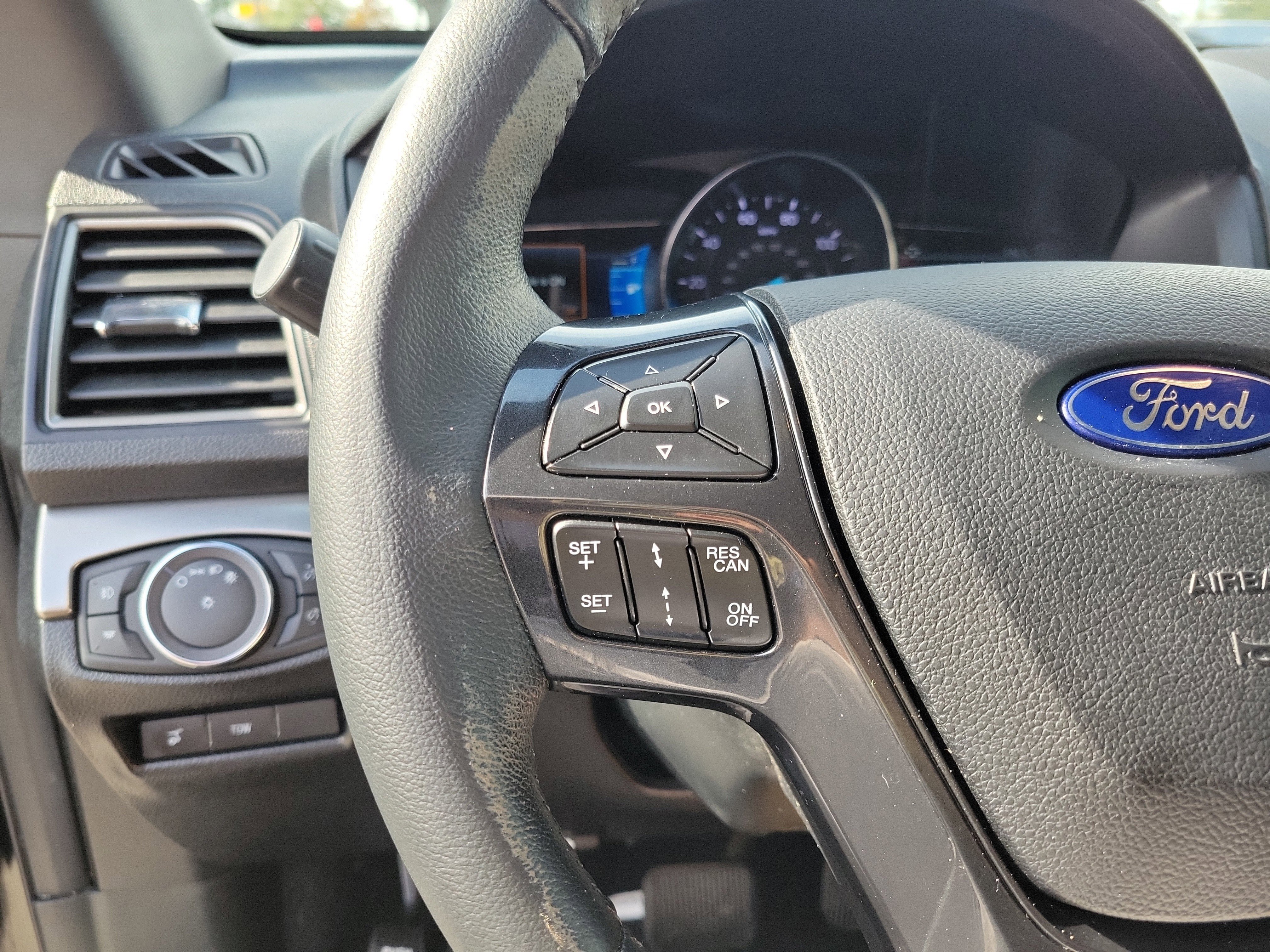 Certified 2019 Ford Explorer XLT w/ Equipment Group 202A image 12