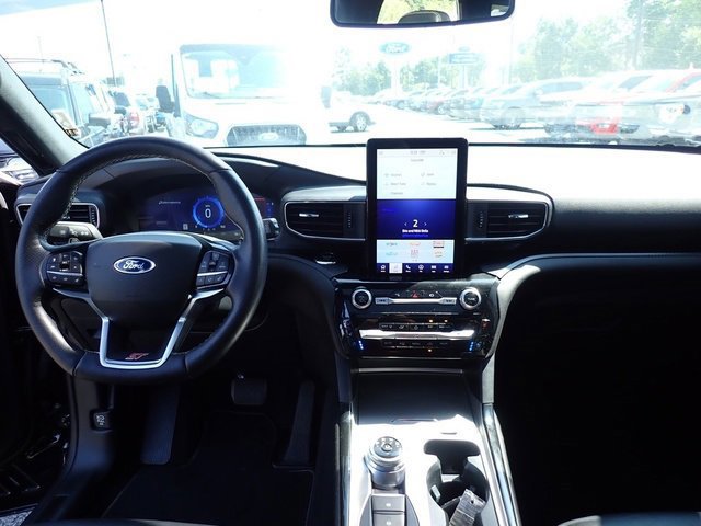 Certified 2022 Ford Explorer ST w/ Equipment Group 401A image 21
