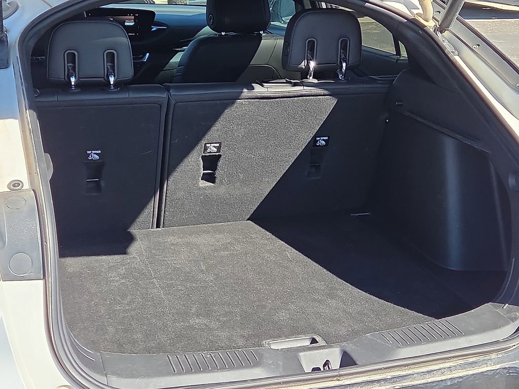 Used 2024 Buick Envista Sport Touring w/ Convenience I Package image 16