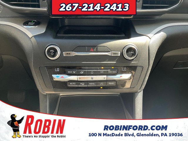 Certified 2020 Ford Explorer XLT w/ Equipment Group 202A AWD/4WD image 17
