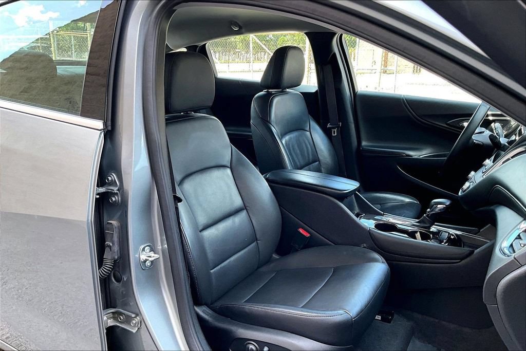 Used 2024 Chevrolet Malibu LT FWD image 7