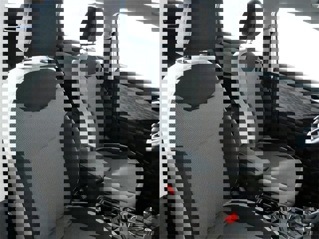 Used 2022 Volkswagen Taos S image 12