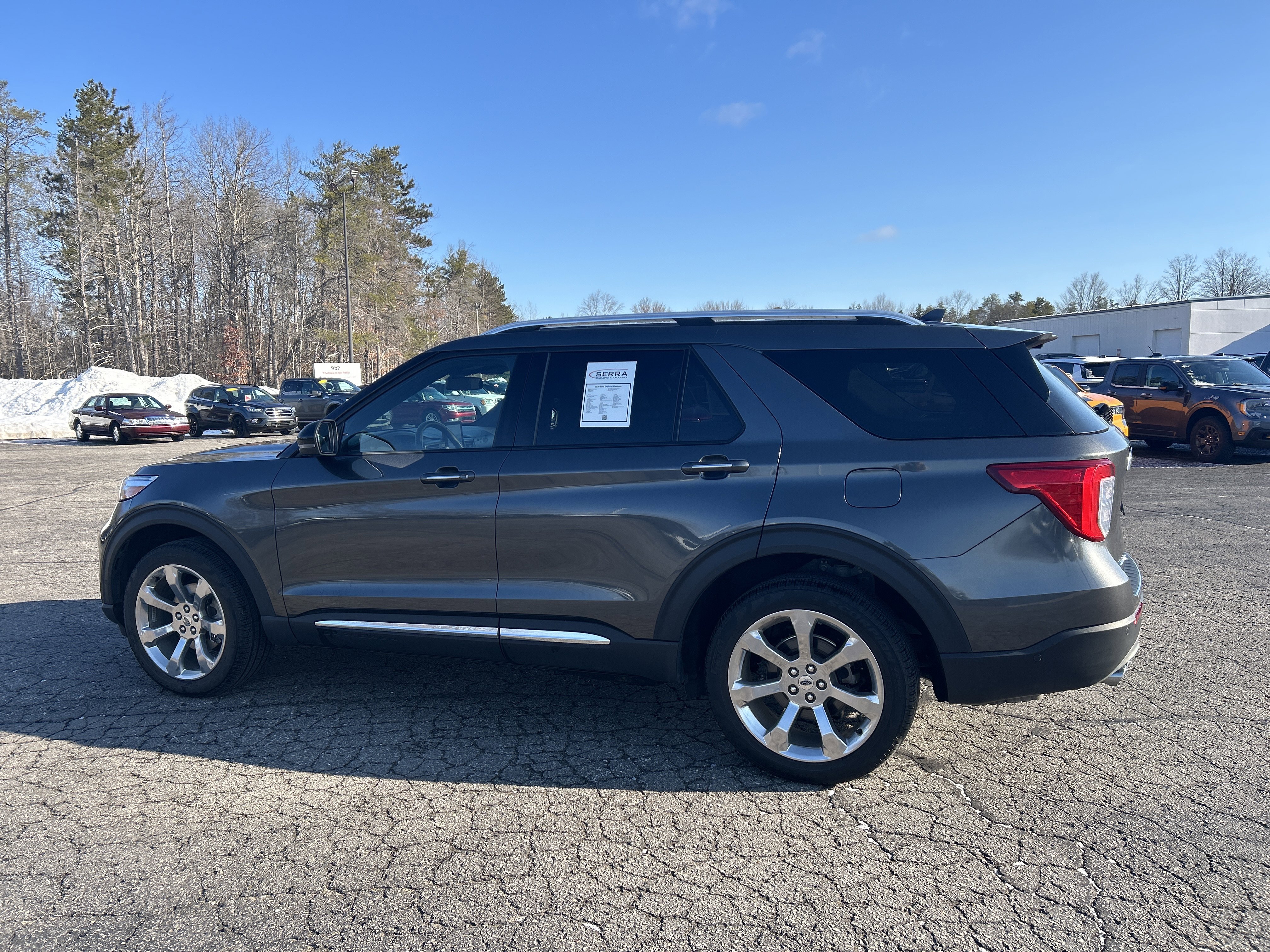 Certified 2020 Ford Explorer Platinum w/ Premium Technology Package image 6