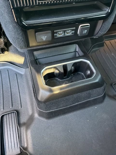 Used 2023 Jeep Wagoneer Series III w/ Preferred Equipment Group image 29