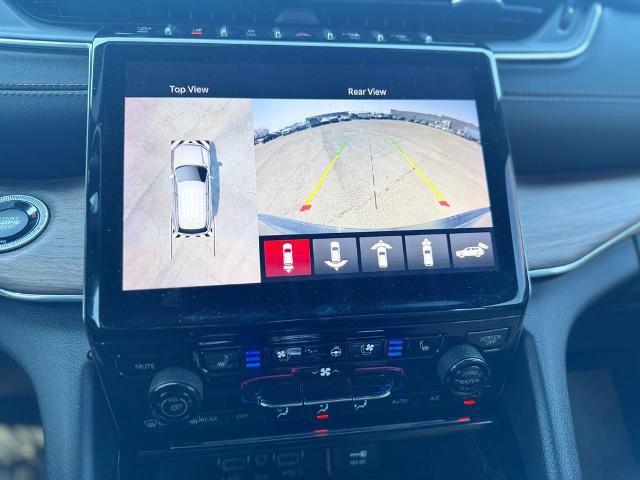 Used 2023 Jeep Grand Cherokee Summit image 25