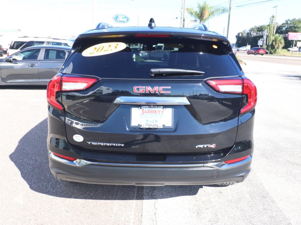 Used 2023 GMC Terrain AT4 AWD/4WD image 13