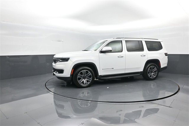 Used 2022 Jeep Wagoneer Series III image 4