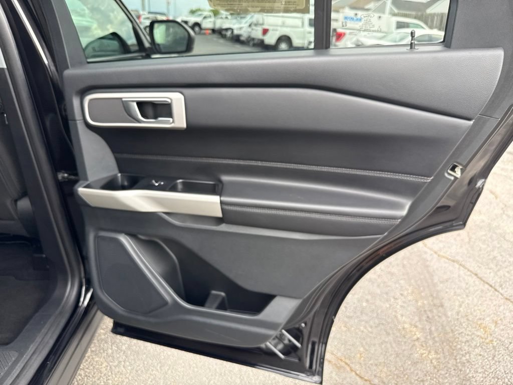 Certified 2021 Ford Explorer XLT AWD/4WD image 42