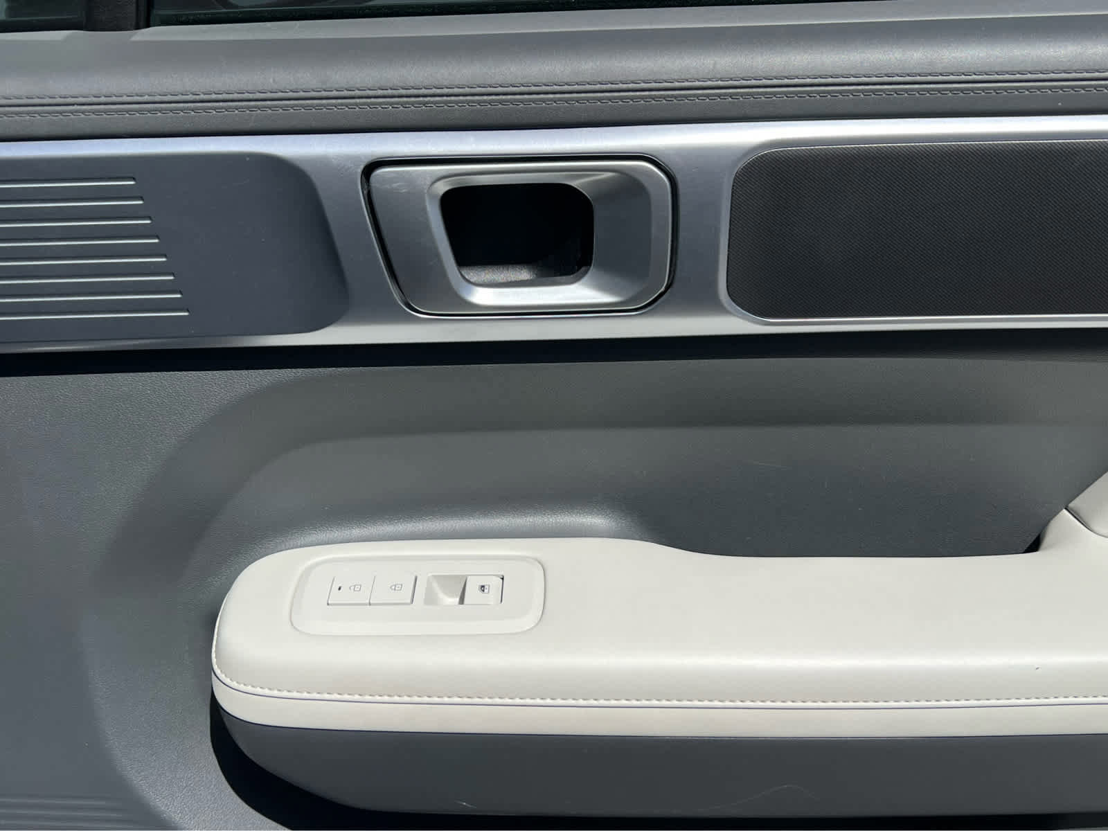 Used 2024 Hyundai Santa Fe SEL AWD/4WD image 19