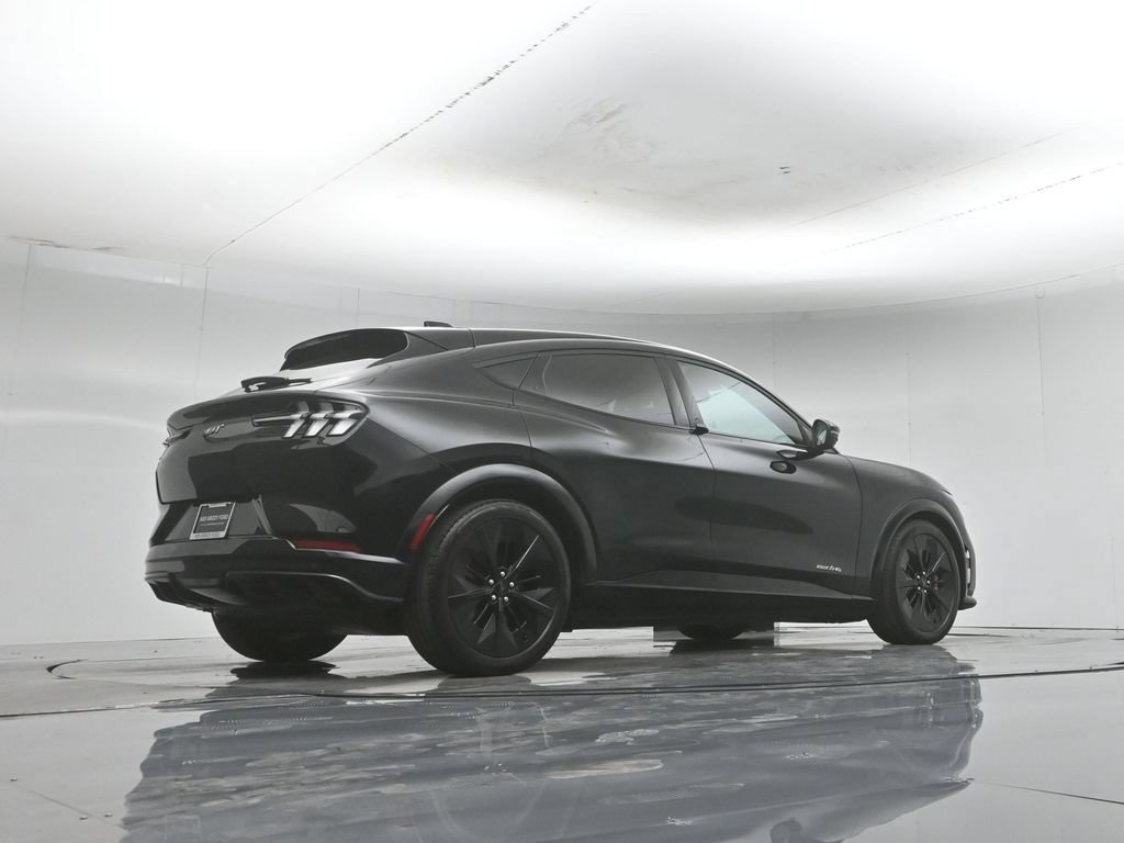 Certified 2025 Ford Mustang Mach-E GT AWD/4WD image 46
