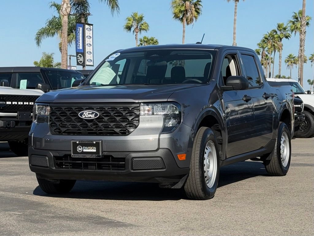 Certified 2025 Ford Maverick XL FWD image 4