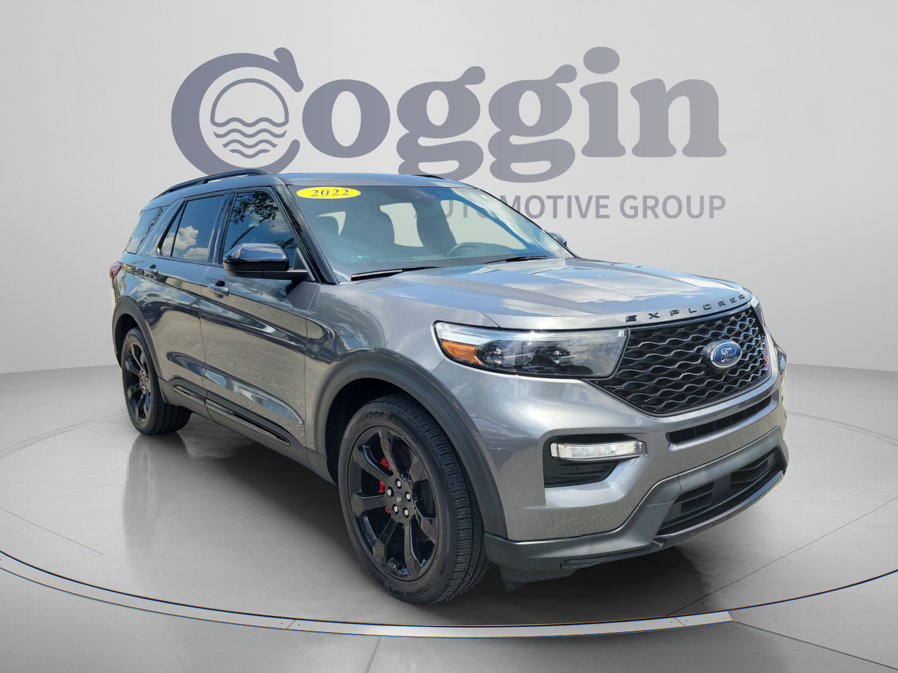 Certified 2022 Ford Explorer ST w/ ST Street Pack RWD image 4