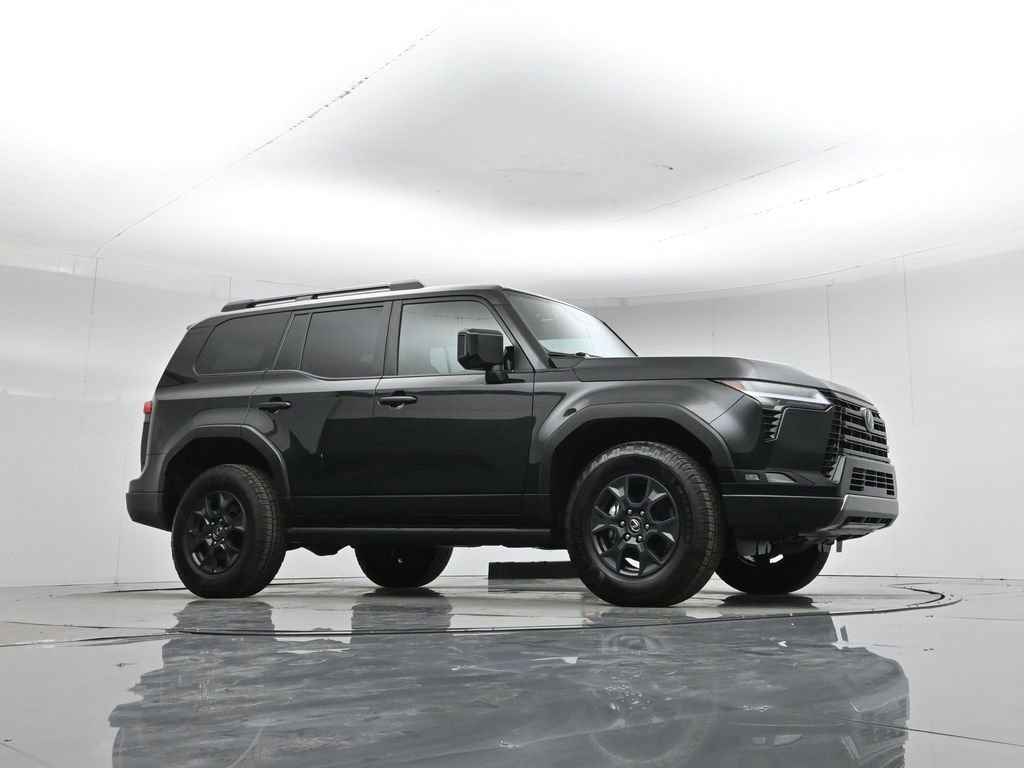 Used 2024 Lexus GX 550 image 3