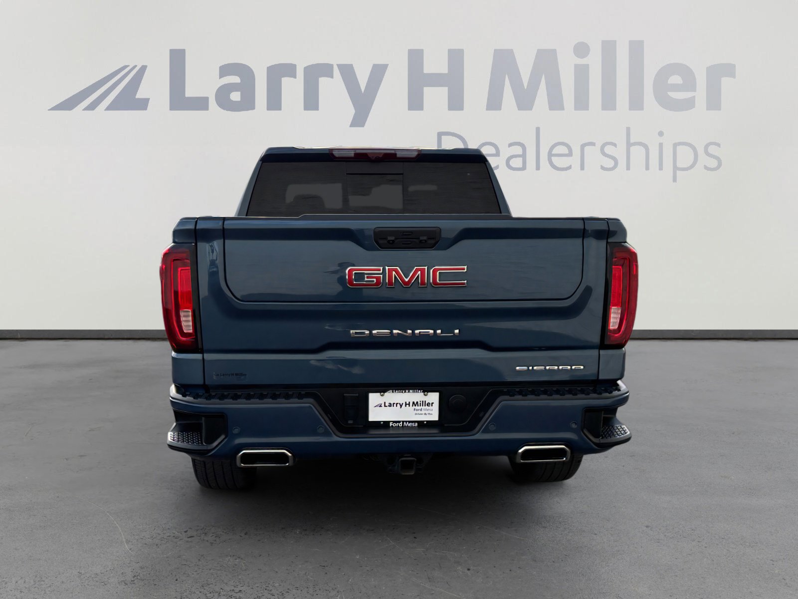 Used 2024 GMC Sierra 1500 Denali w/ Denali Reserve Package image 4