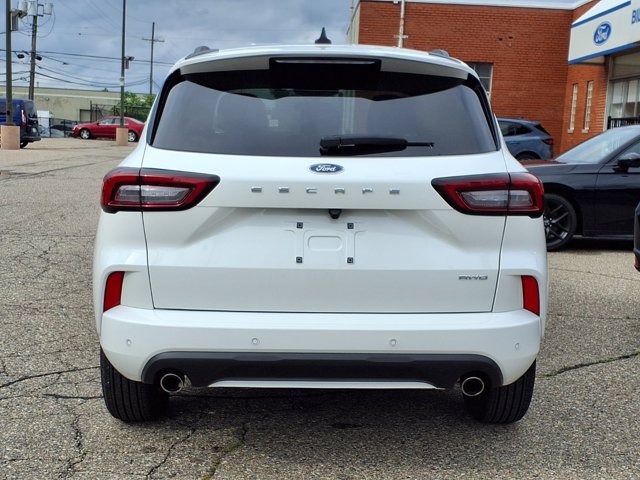 Certified 2024 Ford Escape ST-Line w/ Tech Pack #1 AWD/4WD image 22