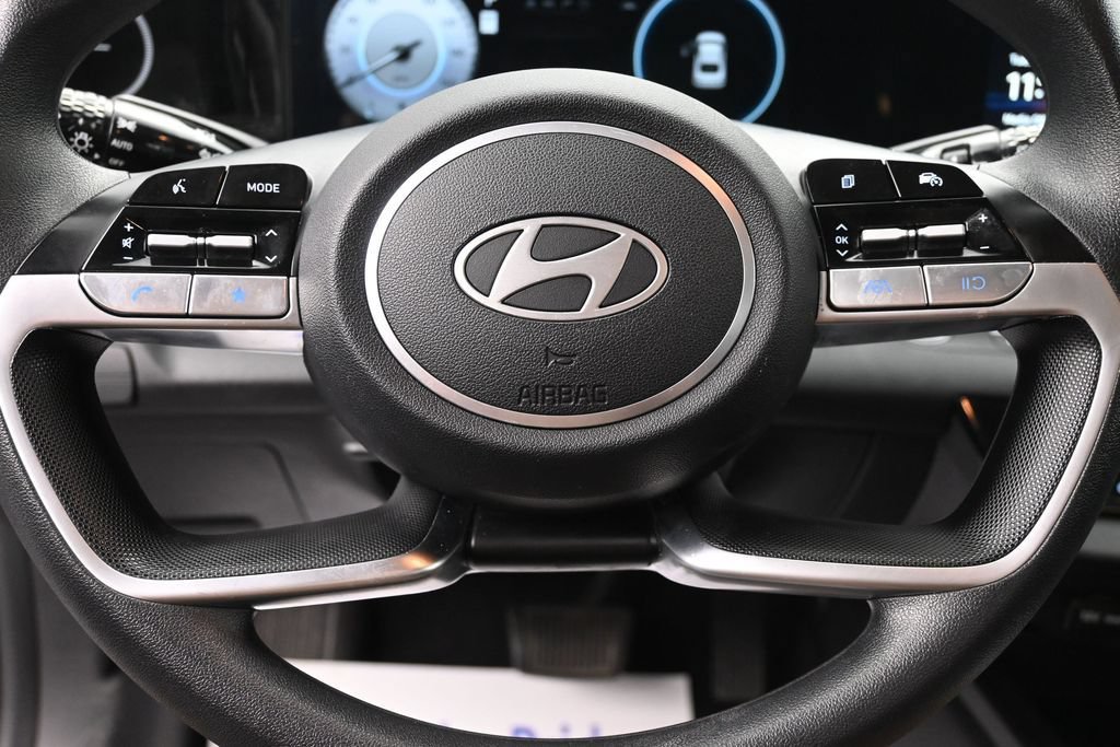 Used 2024 Hyundai Elantra SEL FWD image 15