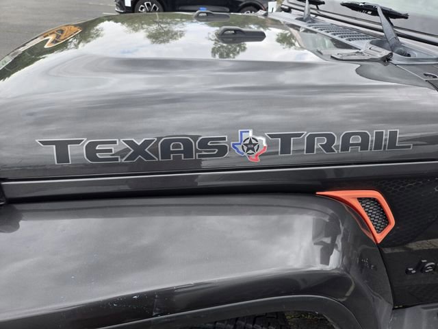 Used 2023 Jeep Gladiator Sport AWD/4WD image 7