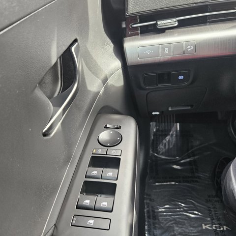 Used 2025 Hyundai Kona SEL image 20