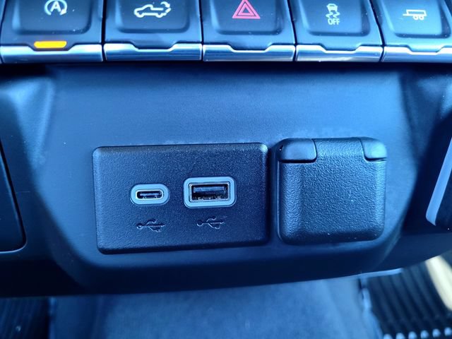 Used 2024 Chevrolet Silverado 1500 Custom w/ LPO, Dark Essentials Package RWD image 19