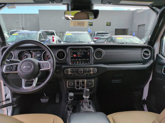 Used 2019 Jeep Wrangler Unlimited Sahara AWD/4WD image 26