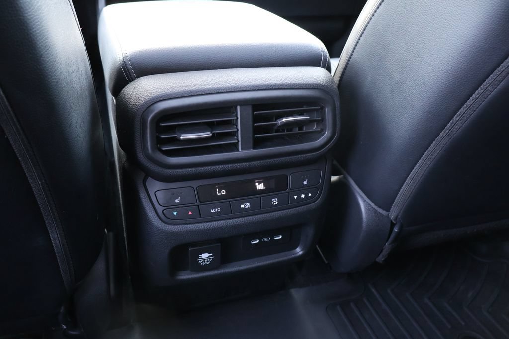 Used 2024 Honda Pilot Elite image 32