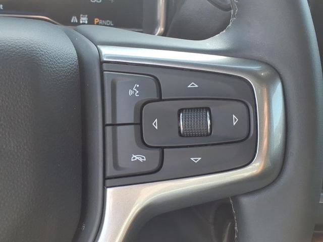Used 2025 Chevrolet Silverado 1500 LT AWD/4WD image 15