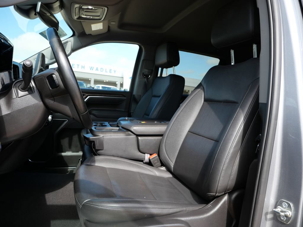 Used 2025 GMC Sierra 1500 SLT image 18