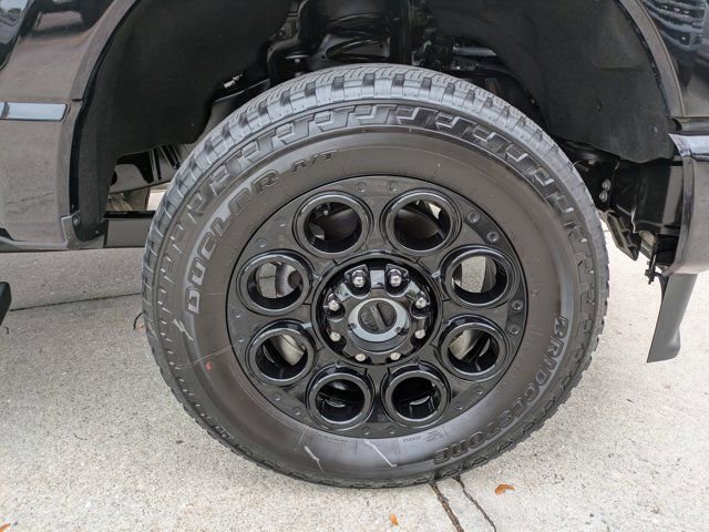Certified 2024 Ford F250 Lariat w/ Black Appearance Package image 11