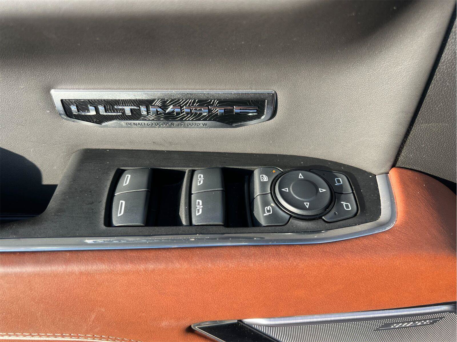 Used 2024 GMC Sierra 1500 Denali Ultimate AWD/4WD image 18