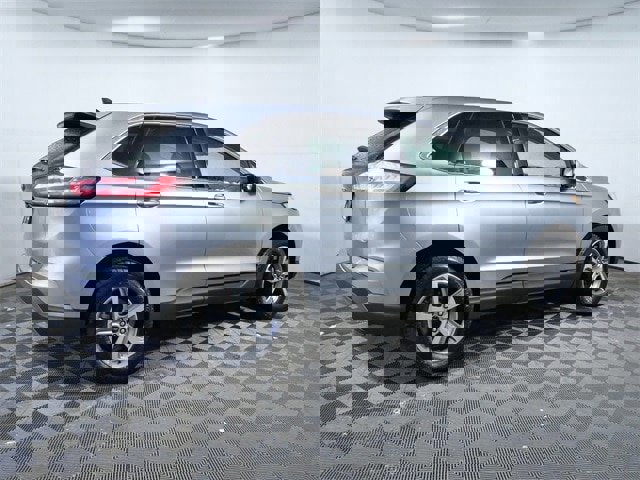 Certified 2024 Ford Edge SEL w/ Convenience Package image 4