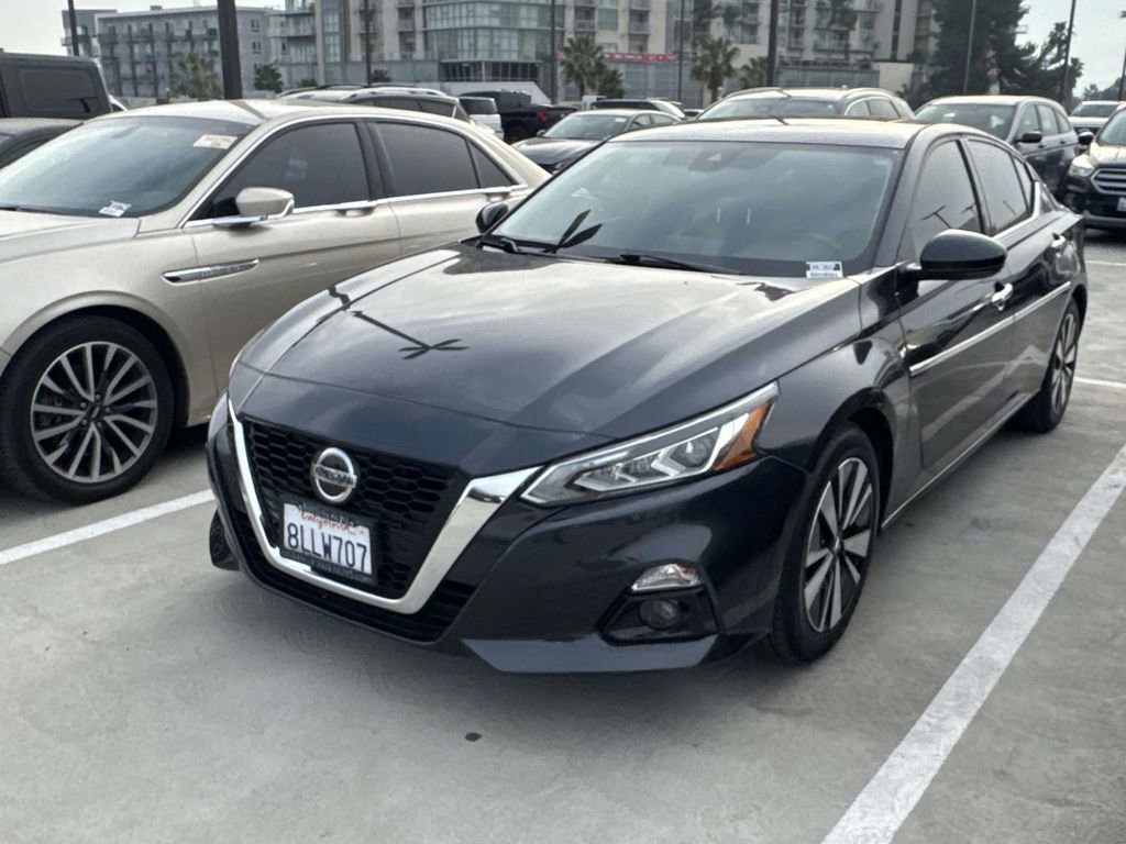 Used 2019 Nissan Altima 2.5 SV image 3