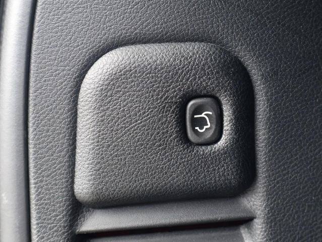 Used 2018 Jeep Grand Cherokee Trailhawk w/ Trailhawk Luxury Group AWD/4WD image 7