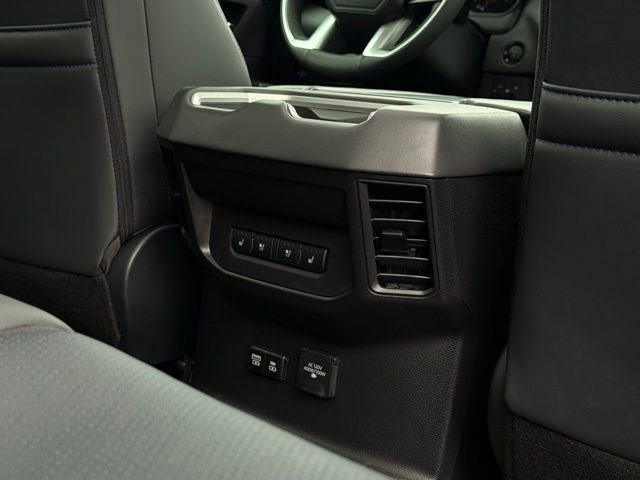 Used 2025 Toyota Tundra Platinum image 44