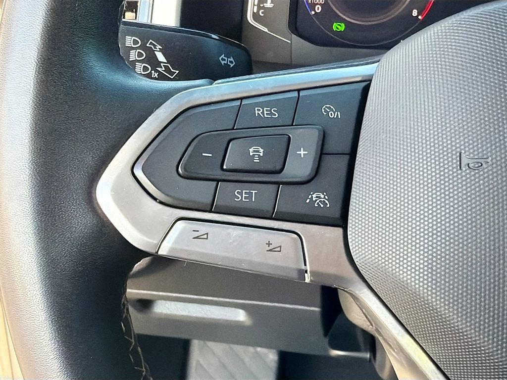 Used 2022 Volkswagen Atlas SEL AWD/4WD image 38
