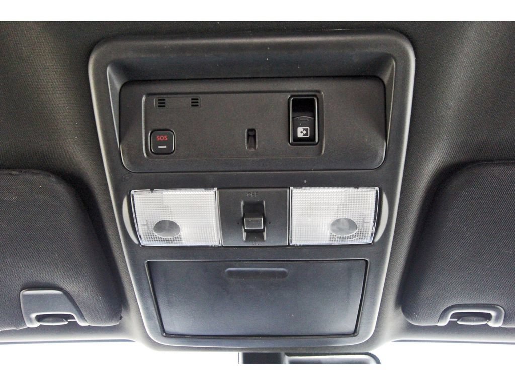 Used 2021 Nissan Titan Platinum Reserve w/ Off Road Protection Package AWD/4WD image 20