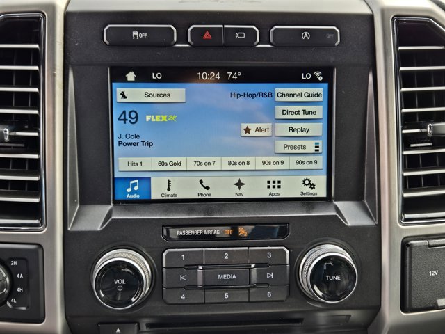 Certified 2018 Ford F150 Platinum w/ Equipment Group 701A Luxury image 13