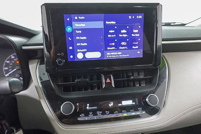 Used 2024 Toyota Corolla Cross L image 16